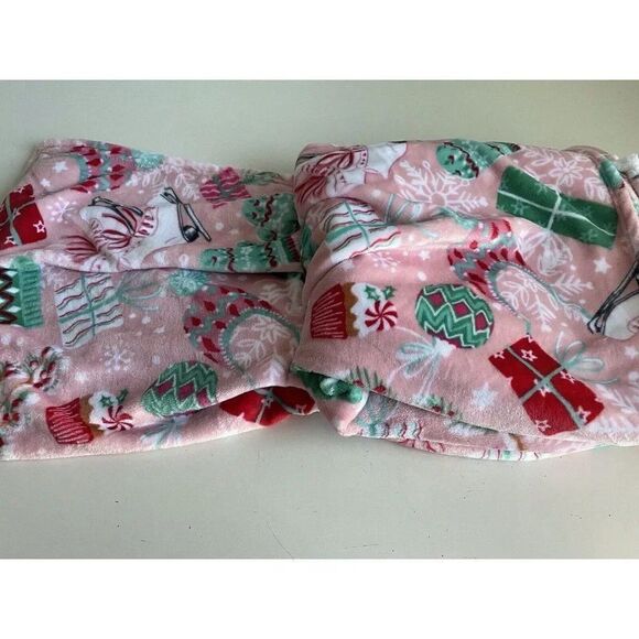 Cupcakes & Cashmere PINK Winter Throw Blanket Ice Skates Ornaments 60X70” NEW - Picture 14 of 15